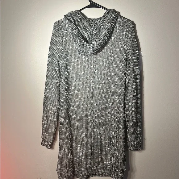 Fabletics Black and White Knit Yukon Dress - Picture 4 of 9